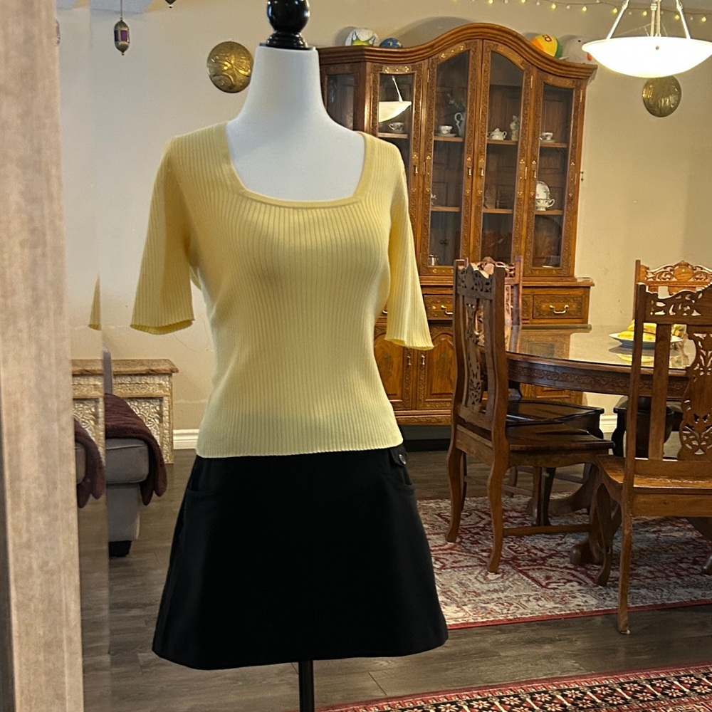 BB Dakota Yellow Knit top